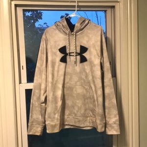 Men’s water repellant Hoodie